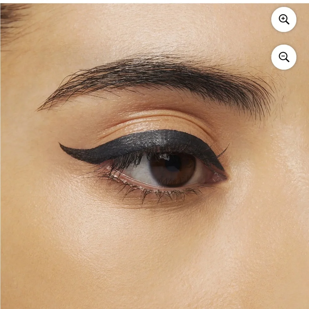 af94 NWT Backline Liquid Eyeliner, Vaporized